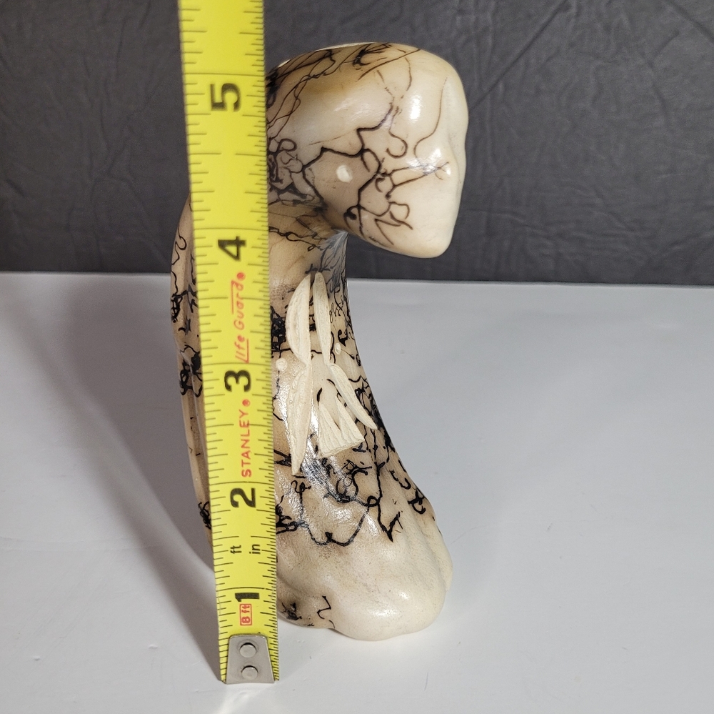 Vintage RARE Native American Horsehair Pottery Woman of the Wind Signed T. Vail - Picture 7 of 10